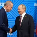 «Η ειρήνη δεν απέχει πολύ», δήλωσε ο Ερντογάν μετά από τη συνάντηση του με τον Πούτιν