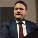 ΠΑΣΟΚ: «Η ιστορία δεν μπαίνει σε πλειστηριασμό» – Ζητά από το ΥΠΠΟ επιτροπή για τις φωτογραφίες της Καισαριανής που εμφανίστηκαν στο eBay