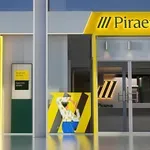 Διευκρινίσεις από την Τράπεζα Πειραιώς για τις προμήθειες στα ΑΤΜ