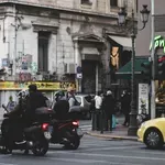 ΙΟΒΕ – έρευνα: Μικρή επιδείνωση του οικονομικού κλίματος – Υποχώρηση προσδοκιών στη βιομηχανία και την καταναλωτική εμπιστοσύνη