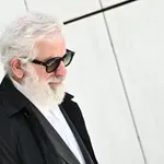 Πέτρος Φιλιππίδης: «Είμαι έξι μήνες άστεγος και έχω καταστραφεί οικονομικά» – Τι απαντά για το πόρισμα μετά τη φωτιά στο σπίτι του