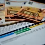 Τιμολόγια ρεύματος Ιουλίου: Αναλυτικός οδηγός τιμών –  Η ΔΕΗ απορροφά τις αυξήσεις
