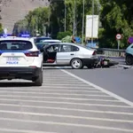 Σοβαρό τροχαίο στην Αττική Οδό: Οδηγός φορτηγού εκσφενδονίστηκε στις γραμμές του Προαστιακού – Αλλαγές στα δρομολόγια
