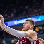 Ευρωμπάσκετ 2025: Πρώτη νίκη με… υπογραφή Πορζίνγκις για τη Λετονία