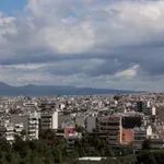 Φορολογική ανάσα για ιδιοκτήτες: Μειώνεται ο συντελεστής, έρχεται τριετής απαλλαγή στα ενοίκια