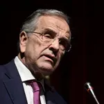 Αντώνης Σαμαράς: «Σκοπό χρειαζόμαστε, όχι σωτήρες» — Αναφορές για οικονομία, Τέμπη και το ενδεχόμενο νέου κόμματος