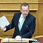 ΣΥΡΙΖΑ: Εργασιακός μεσαίωνας στις πλατφόρμες delivery – Υπαρκτοί οι εργαζόμενοι, «αόρατος» ο εργοδότης (Βίντεο)