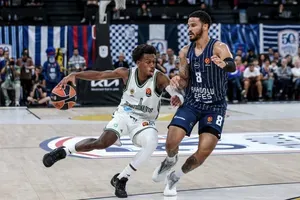 Euroleague: Επιβλητικός Παναθηναϊκός «άλωσε» την Πόλη – Σοκ με τον τραυματισμό του Παπαγιάννη