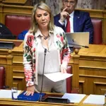 Μακρή: Ο Μαρέδης με εκβίαζε να του καταβάλλω χρήματα για να μη με συκοφαντεί