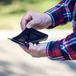 Eurostat: Πρωταθλήτρια η Ελλάδα στην αδυναμία κάλυψης έκτακτων δαπανών (Πίνακας)