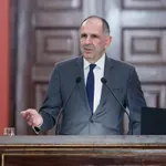 ΥΠΕΞ: Η Σούδα δεν απειλείται – Η αμυντική διάταξη της χώρας δεν τίθεται προς συζήτηση