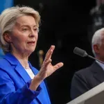 Politico: Ποιες χώρες της ΕΕ θα πληρώσουν το «μάρμαρο» για το «ρωσικό» δάνειο προς την Ουκρανία