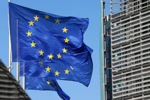 Ταμείο Ανάκαμψης: «Πράσινο φως» από την Κομισιόν για την εκταμίευση 2,44 δισ. ευρώ στην Ελλάδα