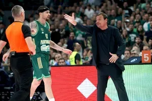 Εργκίν Αταμάν: «Το πιο σημαντικό είναι να κερδίζουμε, όχι το rotation των 12 παικτών»