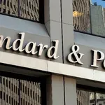 S&P: Επιβεβαίωση της επενδυτικής βαθμίδας ΒΒΒ για την Ελλάδα με σταθερές προοπτικές
