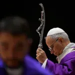 O Πάπας Λέων ζητά από τον Θεό να βοηθήσει τους ηγέτες να απαρνηθούν τον πόλεμο (Βίντεο)