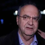 Στρατούλης κατά Τσίπρα: «Πολιτικός κατινισμός τα περί Μεντβέντεφ» – «Η συνάντηση του 2015 ήταν με τον Πούτιν»