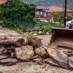 Μετά την Ήπειρο, η Adel σάρωσε και τη Θάσο – Καταστροφές και εγκλωβισμένοι (Βίντεο)