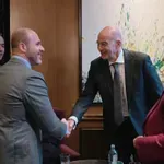 Νίκος Δένδιας: Συνάντηση με τον διευθυντή καινοτομίας του ΝΑΤΟ – Γέφυρες συνεργασίας με το ελληνικό αμυντικό οικοσύστημα