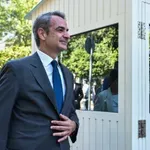 Σε Ιερουσαλήμ και Ραμάλα ο Μητσοτάκης: Συνάντηση με Νετανιάχου, τριμερής με Χριστοδουλίδη και επαφές με Αμπάς