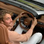 Αττική Οδός με 210 χλμ/ώρα: Ο Απόστολος Τσιτσιπάς ανέλαβε την ευθύνη για το αυτοκίνητο του Στέφανου