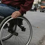 ΟΠΕΚΑ: 2.000 νέες θέσεις για άτομα με αναπηρία – Μισθός έως 1.200 ευρώ τον μήνα