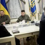 Πολιτικός σεισμός στο Κίεβο: Η αποπομπή Γερμάκ ανοίγει επικίνδυνο κενό ισχύος γύρω από τον Ζελένσκι