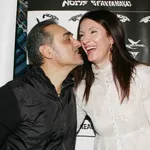 Στο τελευταίο «αντίο» η Κίλι Σφακιανάκη – Σεβαστή η επιθυμία της για αποτέφρωση – Απών ο Νότης Σφακιανάκης