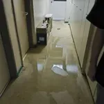 Πλημμύρισε η… ανακαινισμένη πτέρυγα των Επειγόντων στο Νοσοκομείο Νίκαιας (Βίντεο)