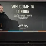 Από τα πλατό στα ποτήρια μας: Οι σταρ φτιάχνουν τα δικά τους ποτά – Ricky Gervais, Jeremy Clarkson, George Clooney και πολλοί ακόμη