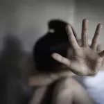 Πετρούπολη: Απόπειρα βιασμού και ληστεία 13χρονης σε στάση λεωφορείου – Συνελήφθη 31χρονος