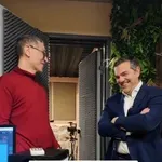 Τα γέλια Τσίπρα – Χειλάκη στην ηχογράφηση της «Ιθάκης»: «Δεν ακούγεται σαν να είμαι εγώ, εσύ; Αυτό προσπαθώ να πετύχω» είπε ο ηθοποιός