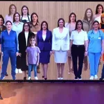 Ζωή Κωνσταντοπούλου: Η πρόεδρος της Πλεύσης Ελευθερίας ως πυροσβέστης, αγρότισσα, νοσηλεύτρια, με τη βοήθεια του ΑΙ (Φωτό & Βίντεο)