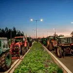 Συνεχίζουν τον αγώνα τους οι αγρότες: Ενισχύονται τα μπλόκα, κλείνουν κεντρικές αρτηρίες – Διαμαρτυρία κτηνοτρόφων σήμερα στη Λάρισα