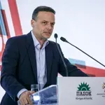 Χάρης Δούκας: «Δεν αρκεί να φτιάχνουμε δρόμους, πρέπει να αλλάξουμε υπόδειγμα» – Έρχονται 500 νέες θέσεις πάρκινγκ στην πλατεία Κοτζιά