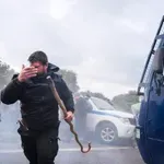 Σε θέση μάχης οι αγρότες: «Μετά τις γιορτές θα το πάμε μέχρις εσχάτων, είναι θέμα επιβίωσης» – Κλείνουν δρόμους, τελωνεία και κομβικά σημεία