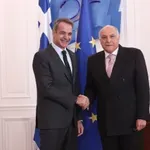 Συνάντηση Μητσοτάκη με τον ΥΠΕΞ της Αλγερίας