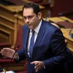 «Όσα δεν φτάνει η αλεπού»: Η σκληρή απάντηση Πετραλιά στην αντιπολίτευση για την εκλογή Πιερρακάκη