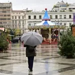 Ο καιρός τα Χριστούγεννα: Βροχές και καταιγίδες σε όλη την χώρα – Χιονοπτώσεις στα βόρεια ορεινά – Μικρή πτώση της θερμοκρασίας