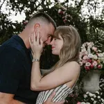 Τέιλορ Σουίφτ: Ο Τράβις Κέλσι είναι ο έρωτας της ζωής μου