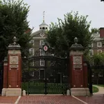 ΗΠΑ – Μακελειό στο Πανεπιστήμιο Brown: 2 νεκροί φοιτητές, 9 τραυματίες – «Πρόσωπο ενδιαφέροντος» στα χέρια των Αρχών