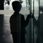 Κρήτη: Στη φυλακή το ζευγάρι με τα 8 παιδιά στο Ηράκλειο – «Βαριά καμπάνα» για την κακοποίηση μετά τις καταγγελίες