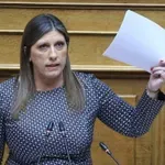 Κωνσταντοπούλου: «Επικεφαλής εγκληματικής οργάνωσης ο Μητσοτάκης» – «Αν επιχειρείται στήσιμο δίωξης μου, πρόκειται για κακούργημα και κατάχρηση εξουσίας»