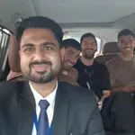 Η viral φωτογραφία Ινδού οδηγού με Μεσι, Σουάρες και Ντε Πολ