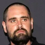 Νικ Ράινερ: Ο γιος πίσω από το οικογενειακό μακελειό – Το σκοτεινό παρελθόν του – Ο εθισμός και η ψυχική αστάθεια