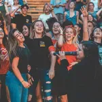 Το τραγούδι ως φάρμακο: Γιατί το να τραγουδάμε κάνει τόσο καλό στην υγεία μας