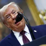 Τραμπ: «Καλά Χριστούγεννα και στα αποβράσματα της ριζοσπαστικής αριστεράς»