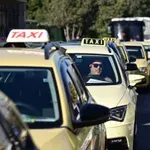 Ηλεκτρικά Ταξί: Αλλάζει το μοντέλο της επιδότησης – Πληρωμή «στην πηγή» και μηδενικός φόρος