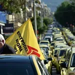 Χωρίς ταξί και αύριο η Αθήνα – Πορεία των αυτοκινητιστών προς τη Βουλή