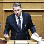 Ανδρουλάκης κατά Λαζαρίδη: «Δεν υπάρχουν γκρίζες ζώνες στο Αιγαίο» – «Οδηγείτε τη χώρα στον τραμπισμό»